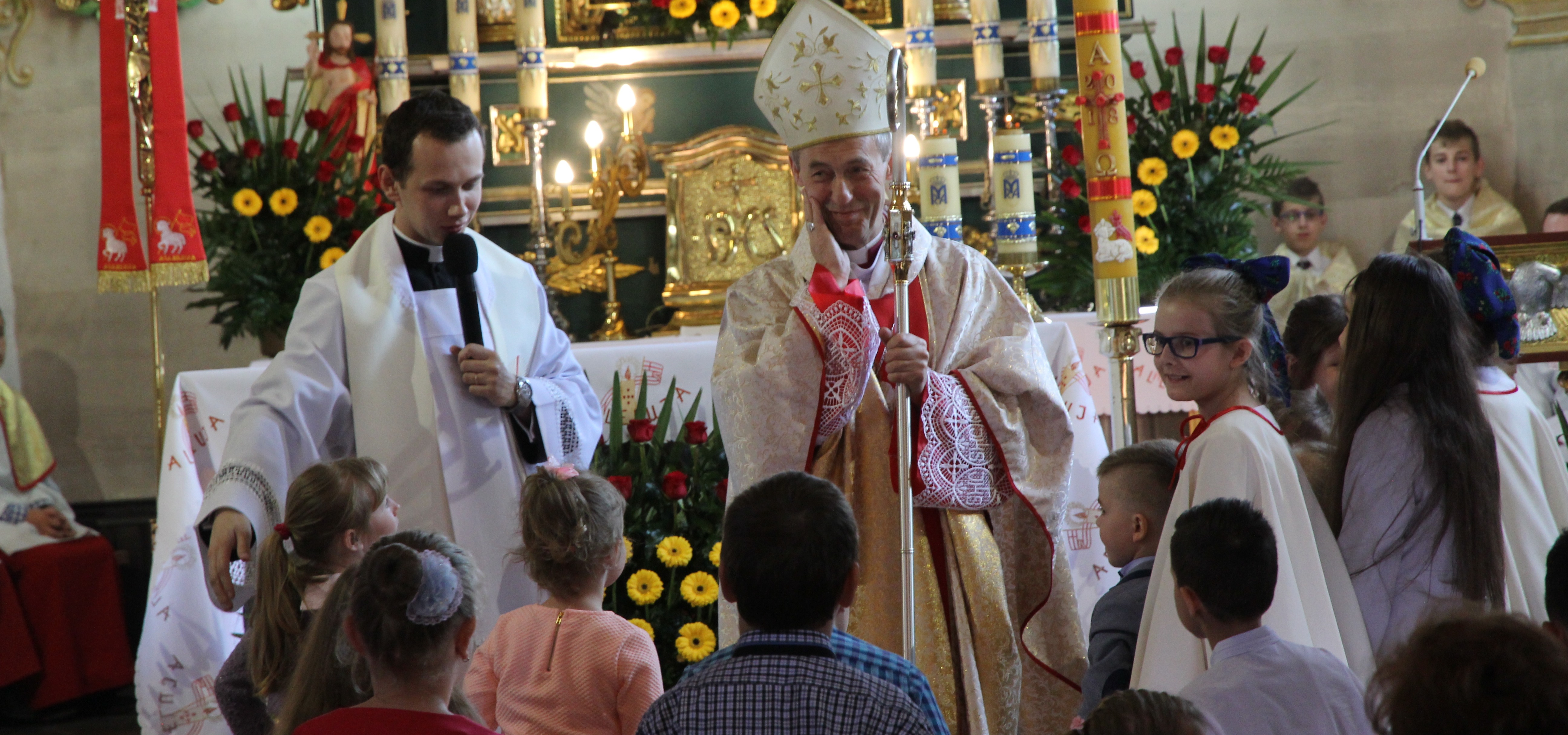 Ks.Bp Stanisław Salaterski i Msza św. dla dzieci 